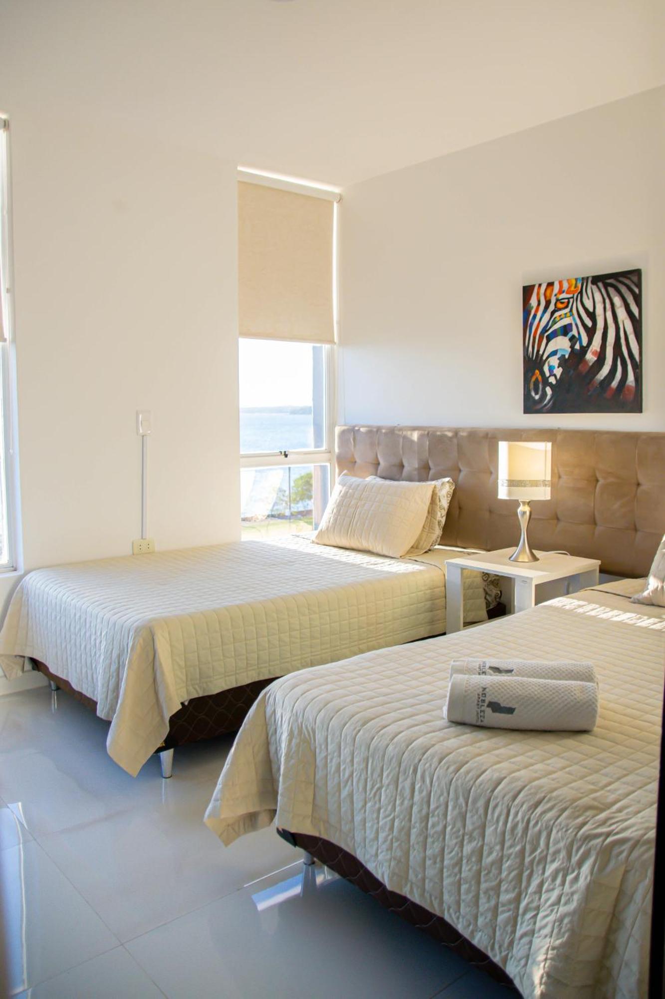 Nobleza Apart Hotel Encarnacion Room photo